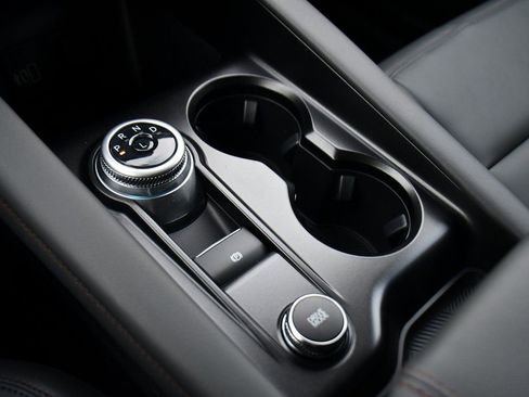 Used 2026 Ford Explorer Active w/ Active Comfort Package image 32