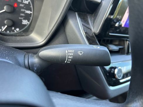 Used 2023 Toyota Corolla LE FWD image 21