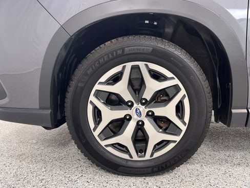 Used 2022 Subaru Forester Premium AWD/4WD image 33
