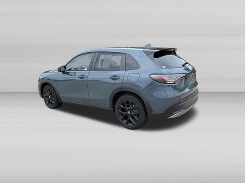 Used 2023 Honda HR-V Sport image 7