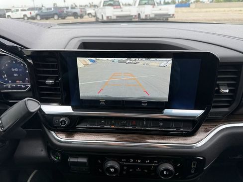 Certified 2025 Chevrolet Silverado 1500 LT RWD image 25