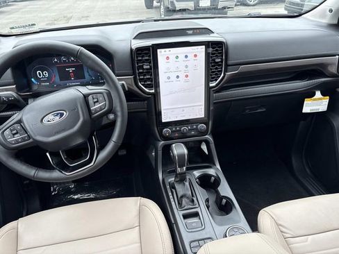 New 2025 Ford Ranger Lariat w/ Convenience Package image 14