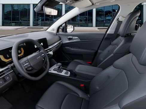 New 2026 Kia Sportage EX FWD image 17