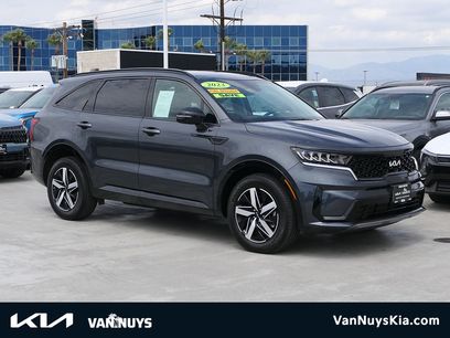 Used 2023 Kia Sorento S w/ Panoramic Sunroof Package