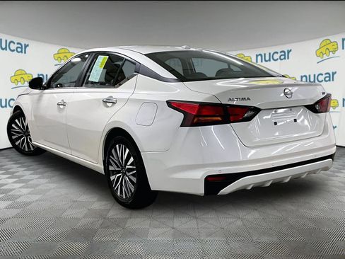 Used 2023 Nissan Altima 2.5 SV FWD image 4