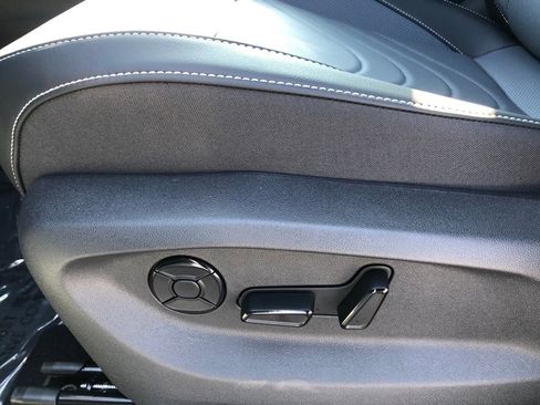 New 2026 Volkswagen Tiguan SE R-Line image 14