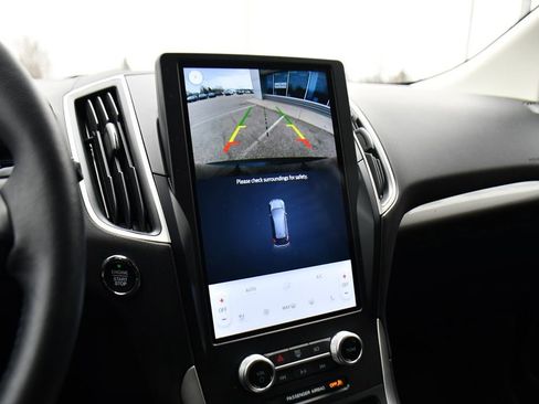 Used 2024 Ford Edge SEL w/ Convenience Package image 26