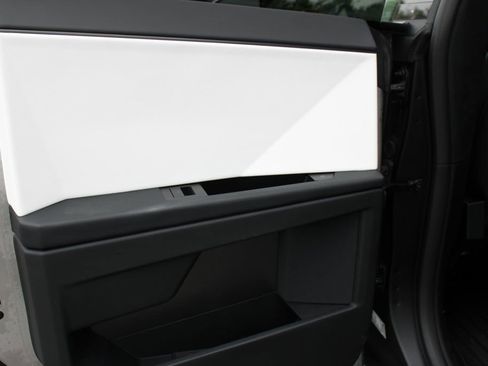 Used 2024 Tesla Cybertruck Cyberbeast image 21