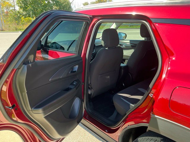Used 2024 Chevrolet TrailBlazer LT w/ Convenience Package FWD image 16