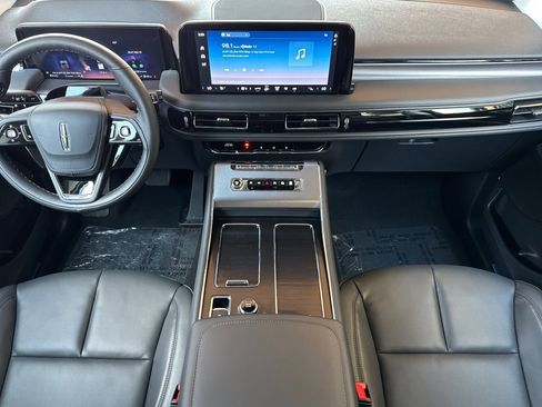 New 2025 Lincoln Aviator 2WD w/ Equipment Group 101A image 11