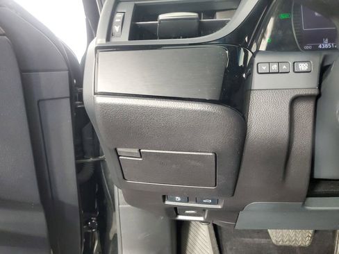 Used 2022 Lexus ES 300h w/ Premium Package image 28