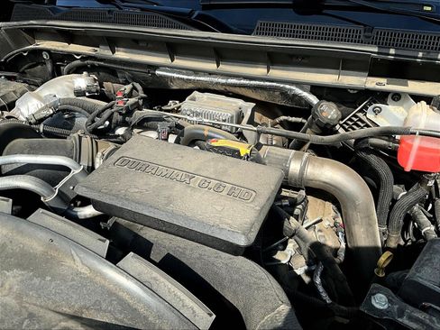 Used 2021 GMC Sierra 2500 Denali w/ Denali Ultimate Package AWD/4WD image 32