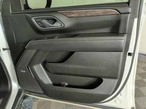 Used 2023 Chevrolet Tahoe Z71 AWD/4WD image 38