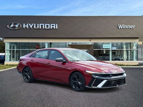Certified 2025 Hyundai Elantra N Line FWD image 5