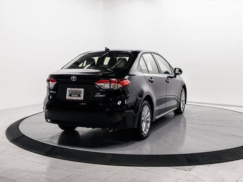 Certified 2024 Toyota Corolla LE image 11