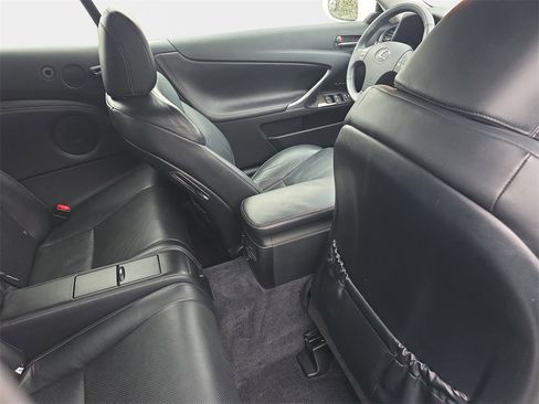 Used 2010 Lexus IS 250C image 16