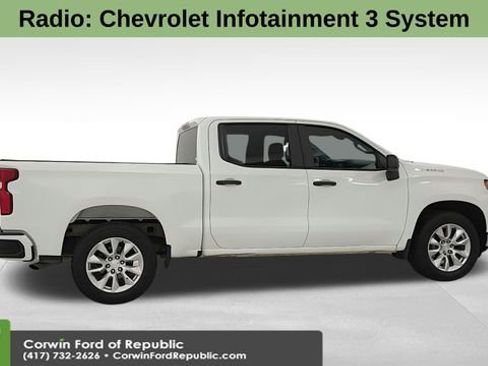 Used 2022 Chevrolet Silverado 1500 Custom image 9