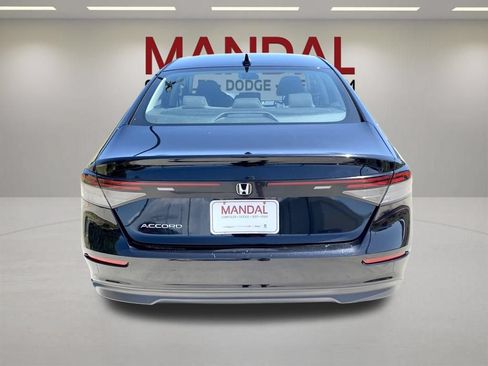 Used 2025 Honda Accord LX image 7