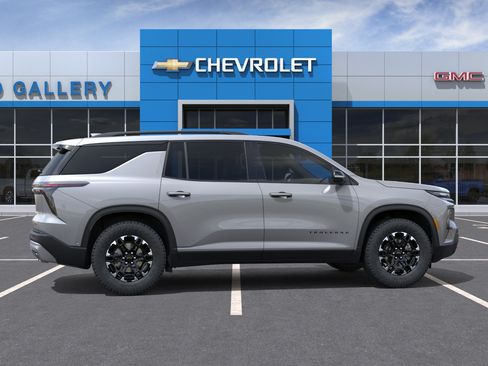 New 2027 Chevrolet Traverse Z71 w/ Driver Confidence Package AWD/4WD image 6