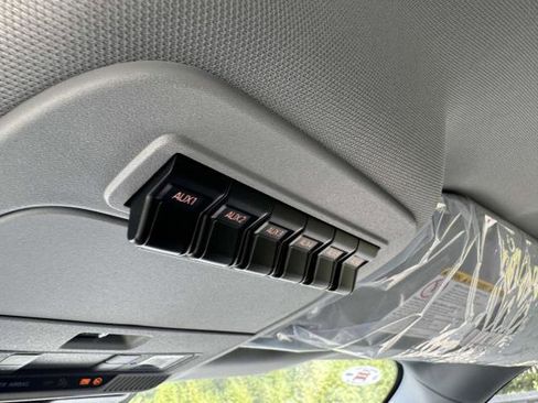 New 2026 Ford F550 4x4 Crew Cab image 24