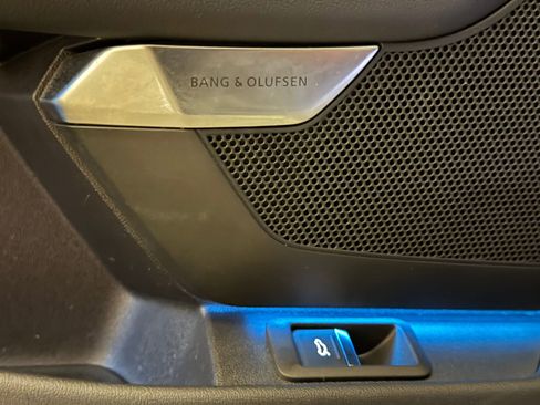 Used 2023 Audi e-tron GT Prestige w/ Prestige Package image 20