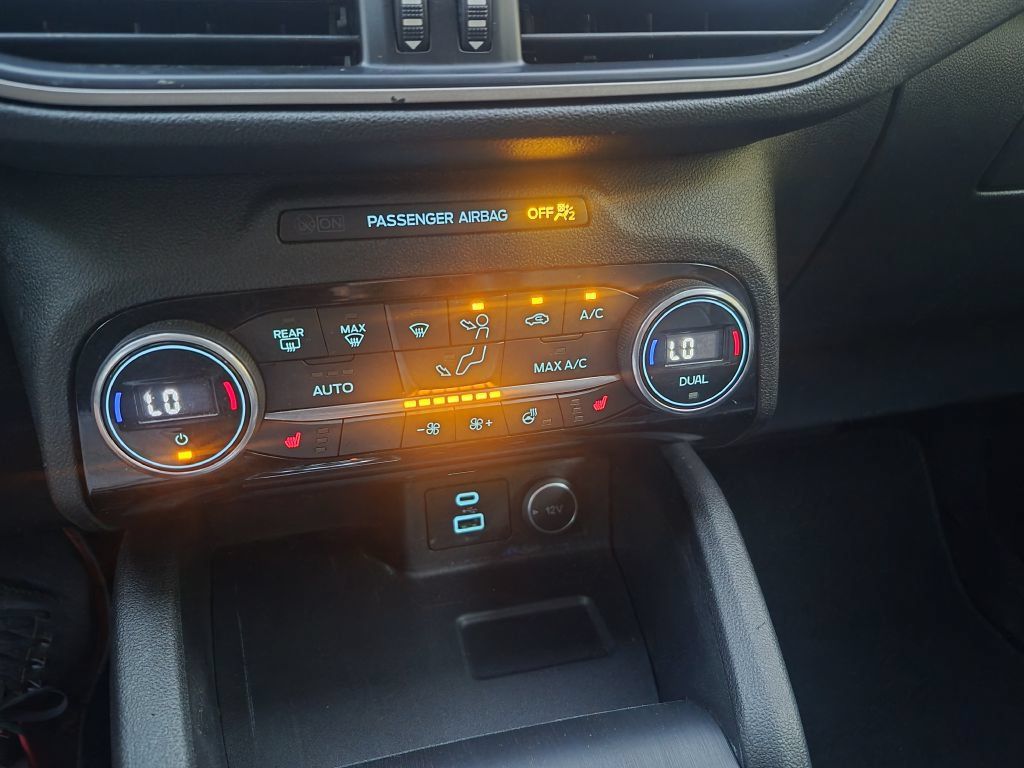 Used 2021 Ford Escape SEL AWD/4WD image 30