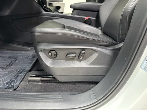 Used 2019 Volkswagen Atlas SE w/ Panoramic Sunroof Package AWD/4WD image 8
