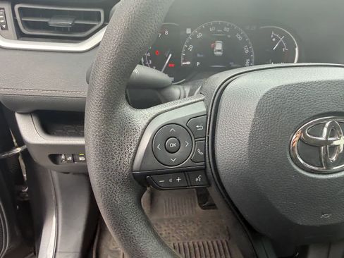 Used 2024 Toyota RAV4 LE image 21