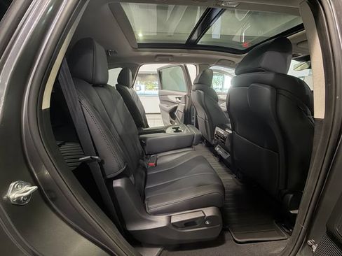 Used 2025 Acura MDX FWD image 14