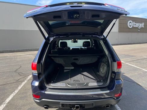 Used 2014 Jeep Grand Cherokee Limited w/ Luxury Group II image 16