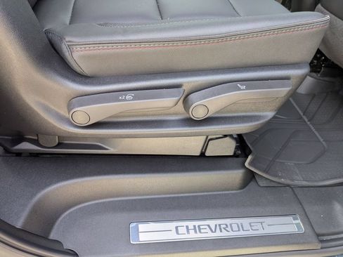 New 2026 Chevrolet Suburban RST w/ Comfort Package AWD/4WD image 38