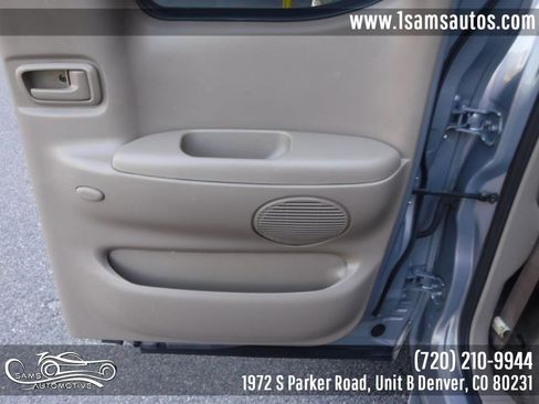Used 2000 Toyota Tundra Limited image 39