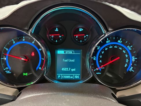 Used 2015 Chevrolet Cruze LTZ w/ Sun, Sound and Sport Package image 11