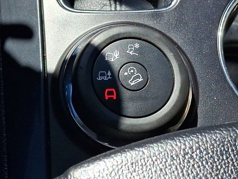 Used 2016 Ford Explorer Limited w/ Equipment Group 301A AWD/4WD image 26