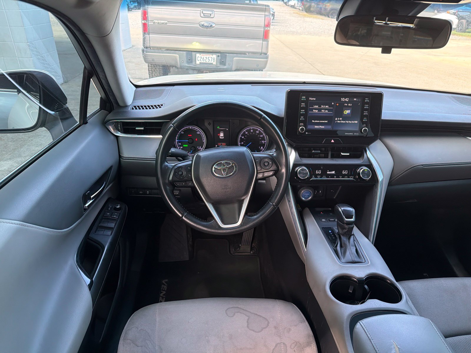 Used 2021 Toyota Venza LE AWD/4WD image 11