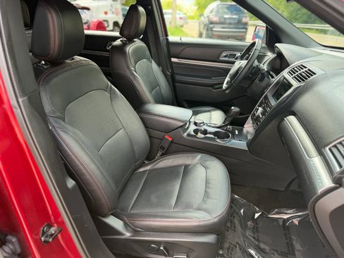 Used 2018 Ford Explorer Sport AWD/4WD image 21