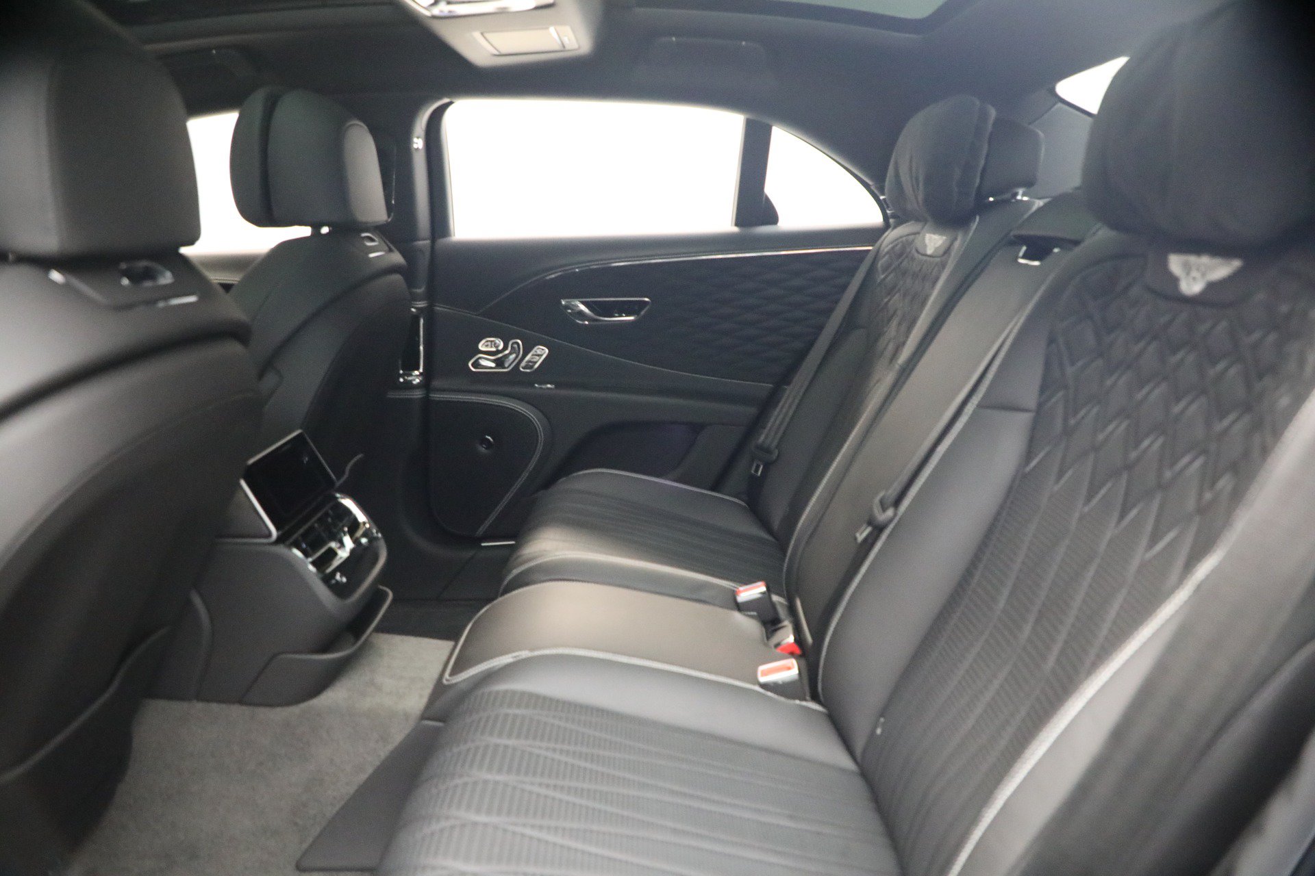 Certified 2022 Bentley Flying Spur W12 AWD/4WD image 23