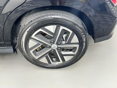 Used 2023 Hyundai Kona SE FWD image 11