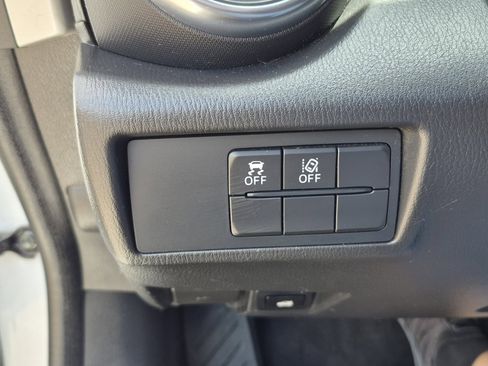 Used 2019 MAZDA MX-5 Miata RF Grand Touring image 35