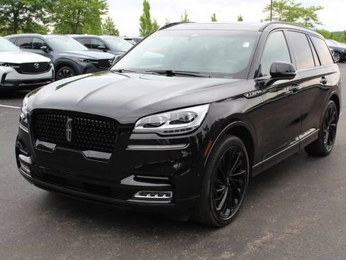 Certified 2023 Lincoln Aviator Reserve w/ Equipment Group 201A AWD/4WD image 9