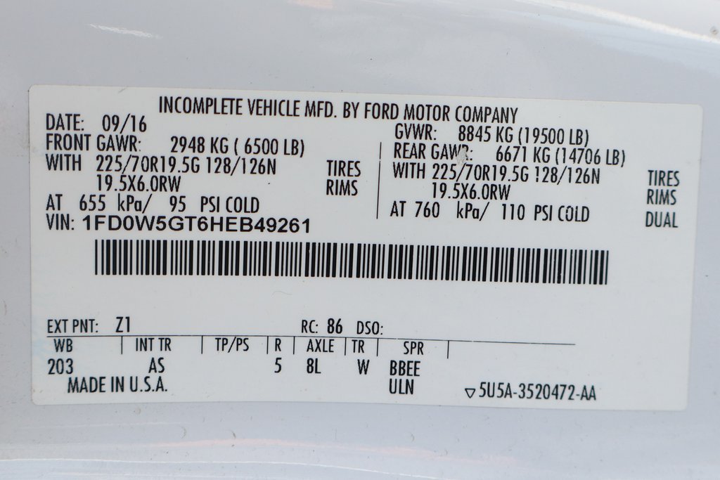 Used 2017 Ford F550 2WD Crew Cab Super Duty image 52