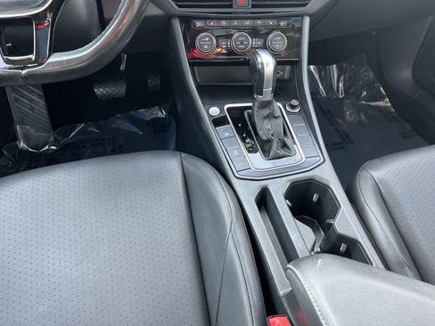 Used 2019 Volkswagen Jetta SE image 21
