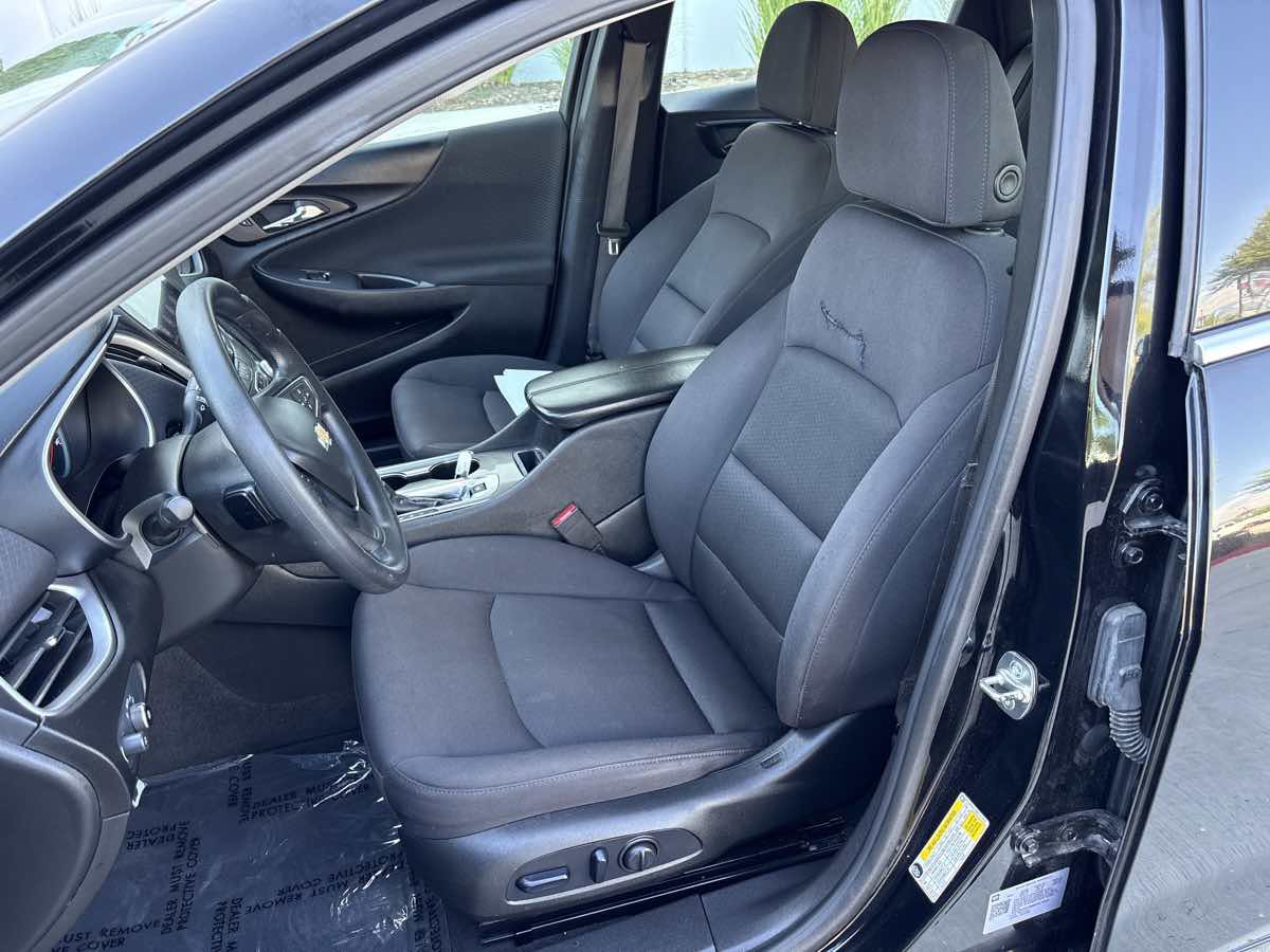 Used 2024 Chevrolet Malibu LT FWD image 19