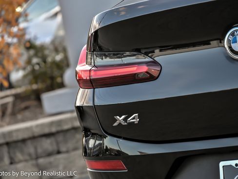 Used 2024 BMW X4 xDrive30i image 16