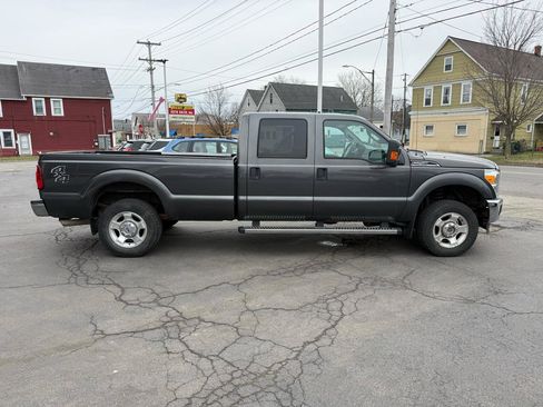 Used 2015 Ford F250 XLT image 4