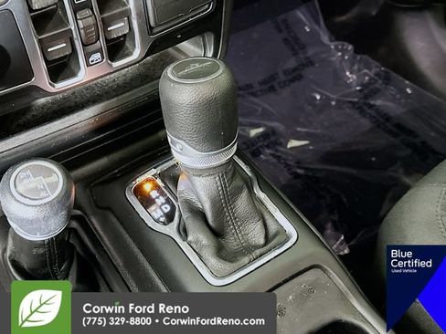 Used 2022 Jeep Gladiator Sport AWD/4WD image 20