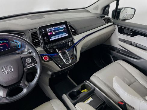 Used 2018 Honda Odyssey Elite image 29