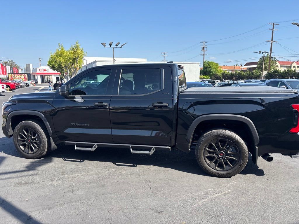 Used 2025 Toyota Tundra SR5 RWD image 8