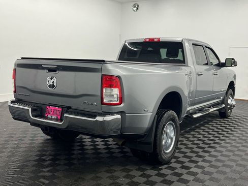 Used 2020 RAM 3500 Big Horn w/ Level 1 Equipment Group image 8