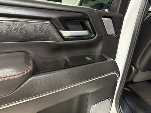 Used 2024 GMC Sierra 2500 AT4X image 49